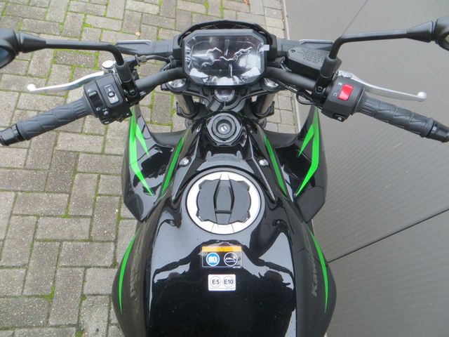 kawasaki - z650