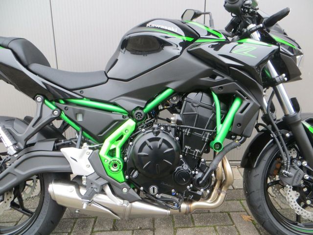 kawasaki - z650