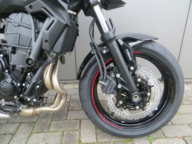 kawasaki - z650