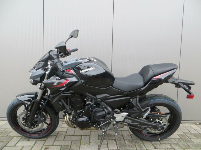 kawasaki - z650