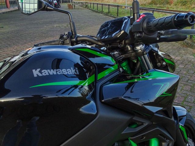 kawasaki - z650