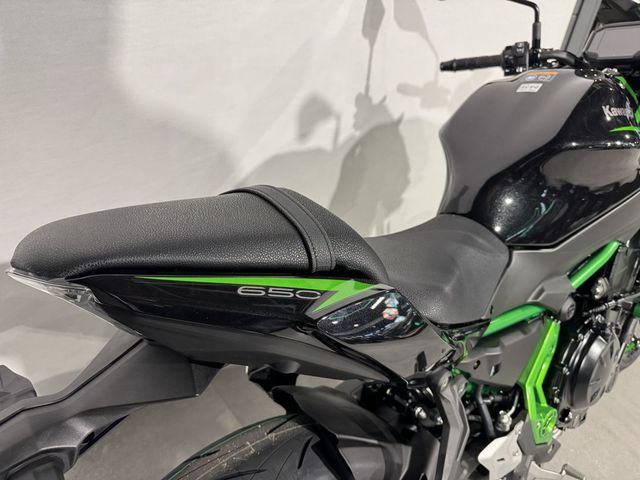 kawasaki - z650