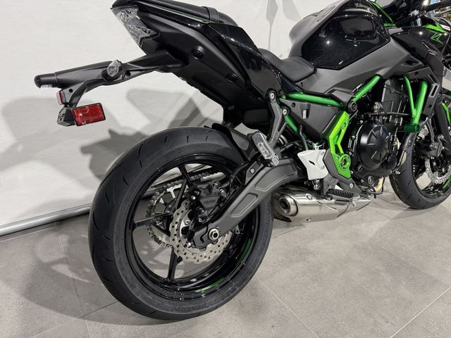 kawasaki - z650