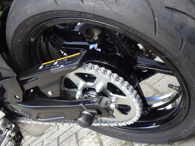 kawasaki - z650