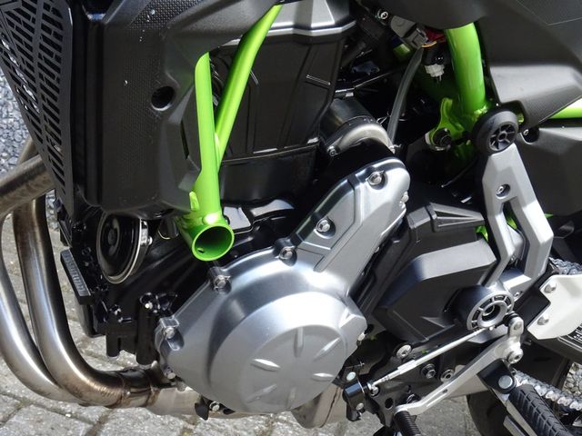 kawasaki - z650