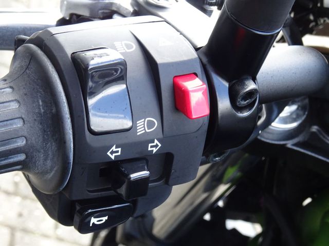 kawasaki - z650