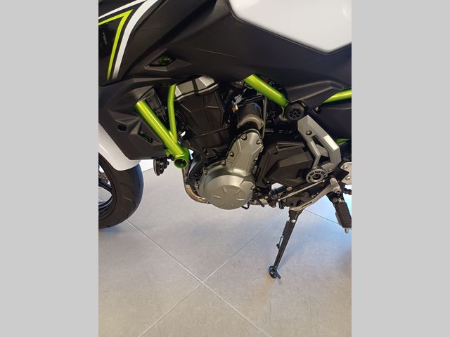 kawasaki - z650