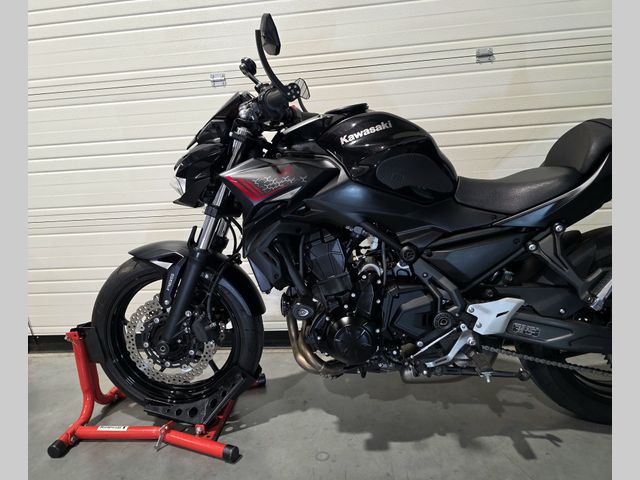 kawasaki - z650