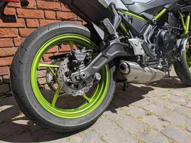 kawasaki - z650