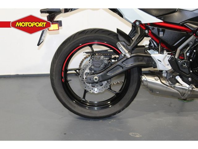 kawasaki - z650