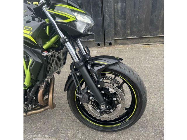 kawasaki - z650