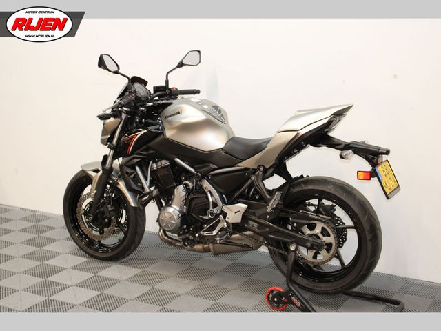 kawasaki - z650