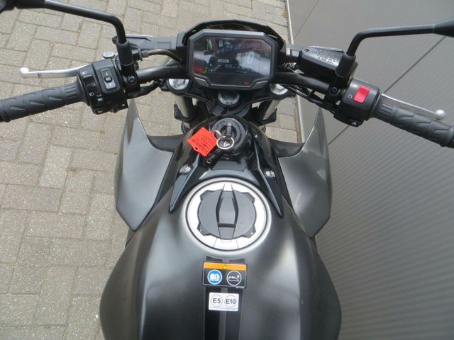 kawasaki - z650