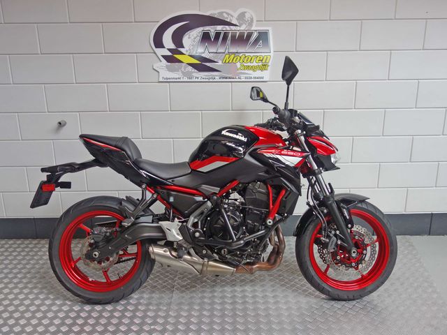 kawasaki - z650