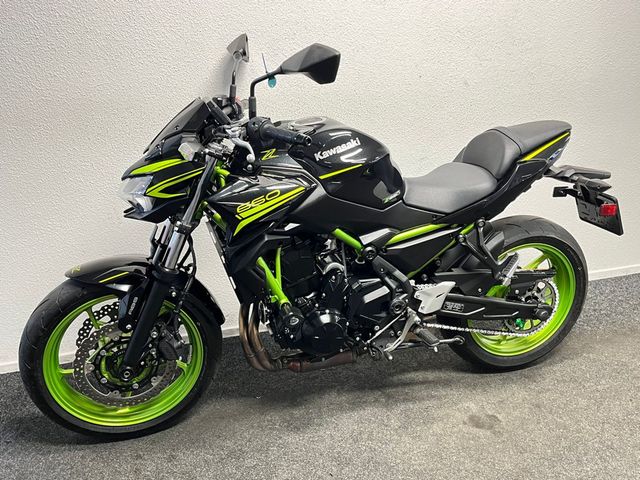 kawasaki - z650-abs