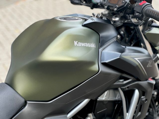 kawasaki - z650-abs