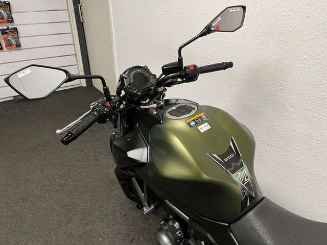 kawasaki - z650-abs