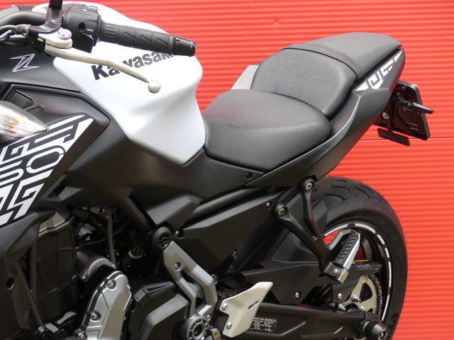 kawasaki - z650-abs