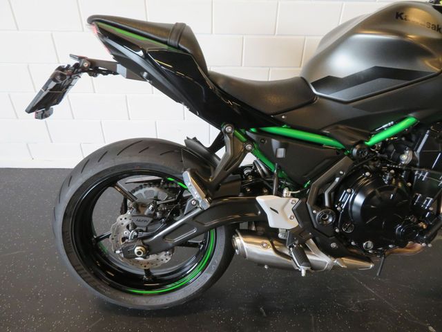 kawasaki - z650-abs