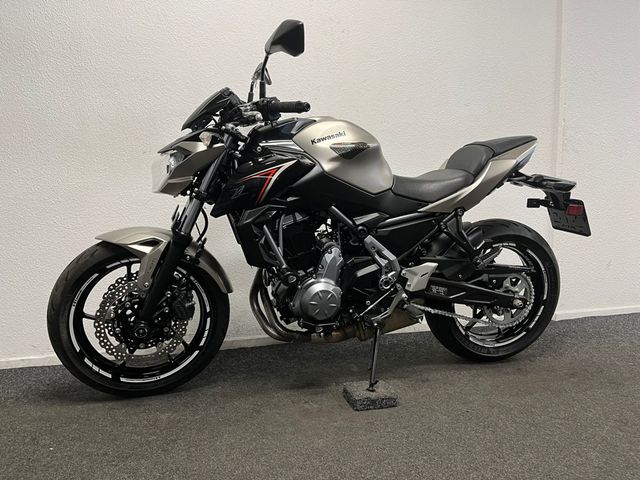 kawasaki - z650-abs