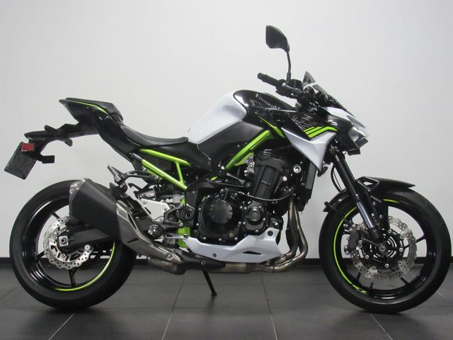 kawasaki - z900