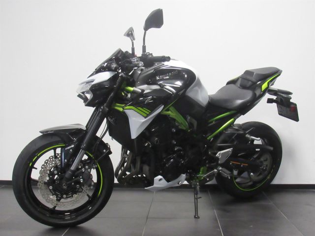 kawasaki - z900