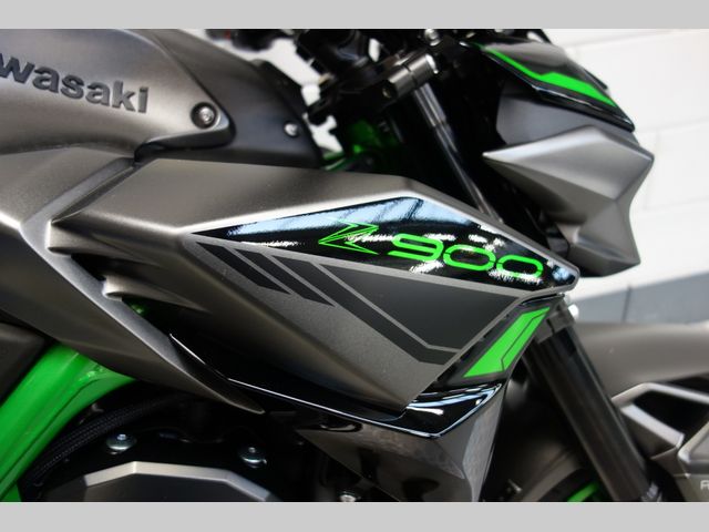 kawasaki - z900