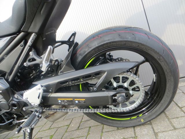 kawasaki - z900