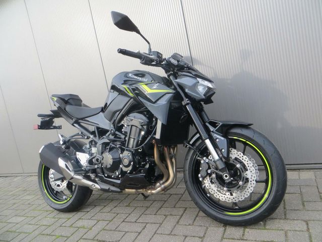 kawasaki - z900