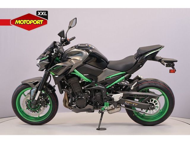 kawasaki - z900