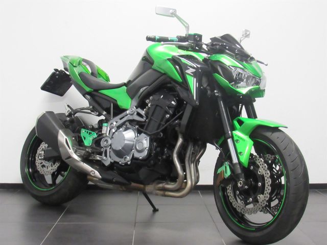 kawasaki - z900