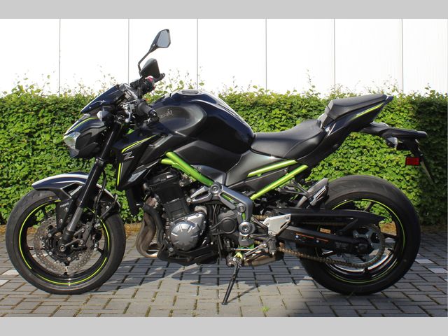 kawasaki - z900