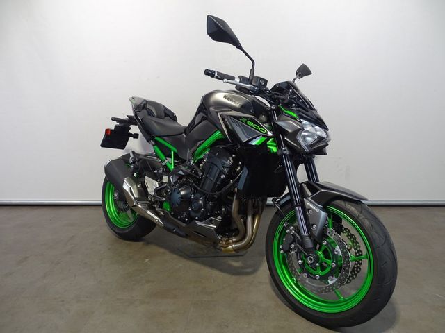 kawasaki - z900