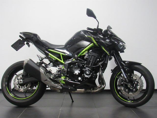 kawasaki - z900