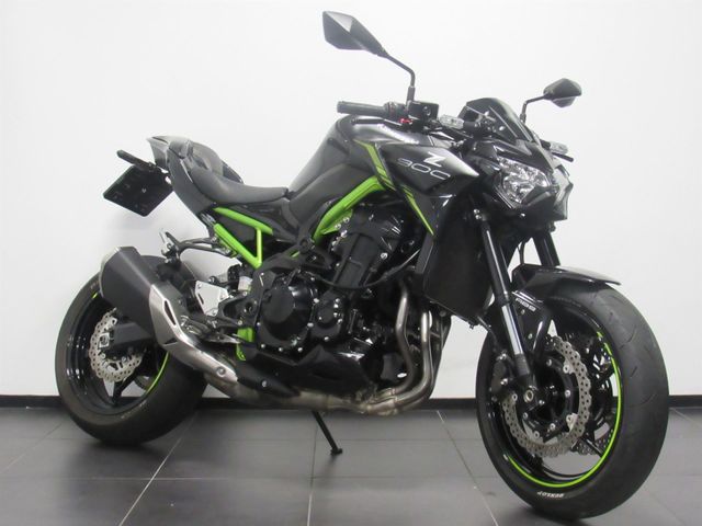 kawasaki - z900