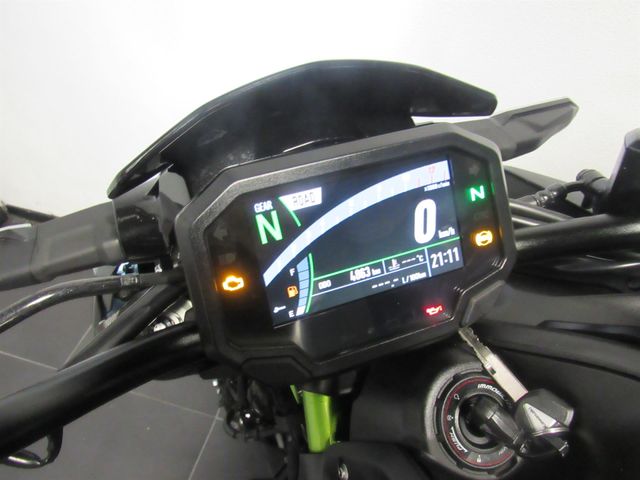 kawasaki - z900