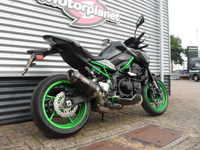 kawasaki - z900