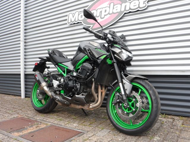 kawasaki - z900