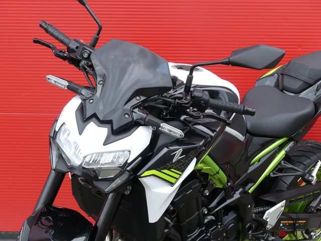 kawasaki - z900