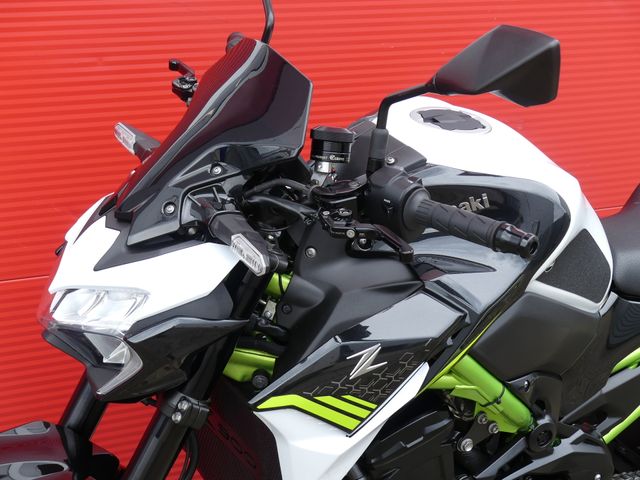 kawasaki - z900