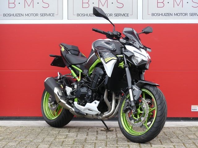 kawasaki - z900