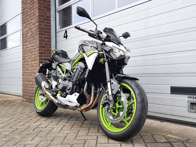 kawasaki - z900