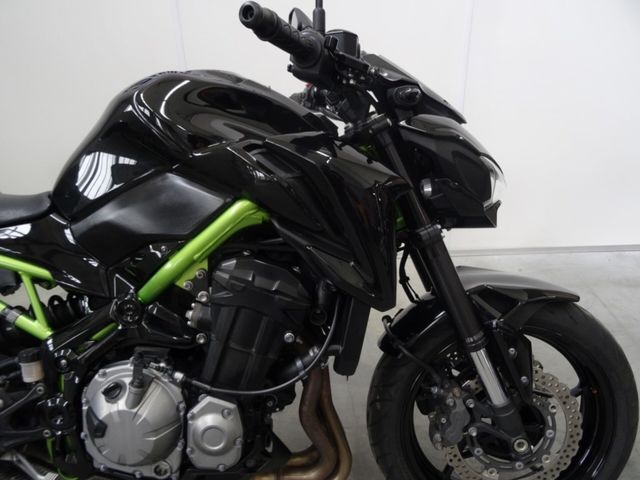 kawasaki - z900