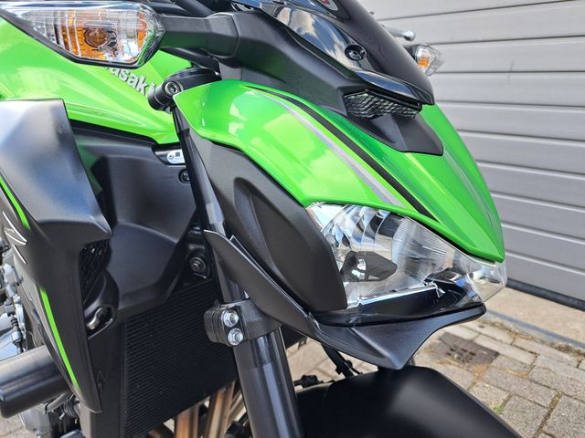 kawasaki - z900