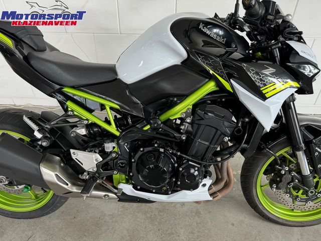 kawasaki - z900