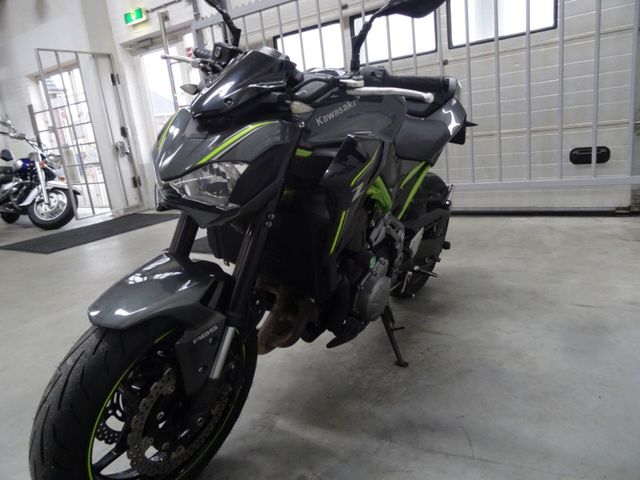 kawasaki - z900