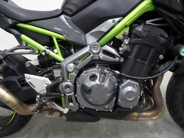 kawasaki - z900