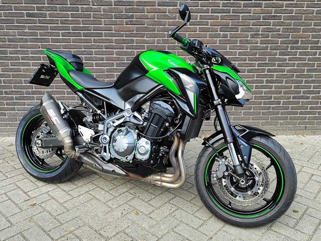 kawasaki - z900