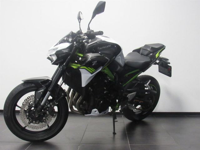 kawasaki - z900