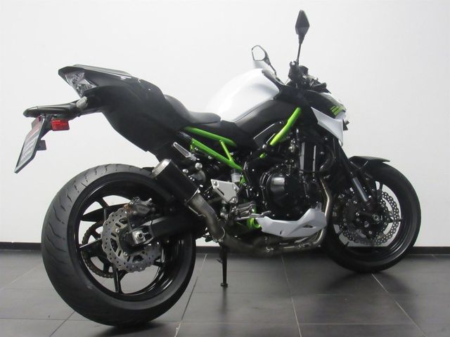 kawasaki - z900